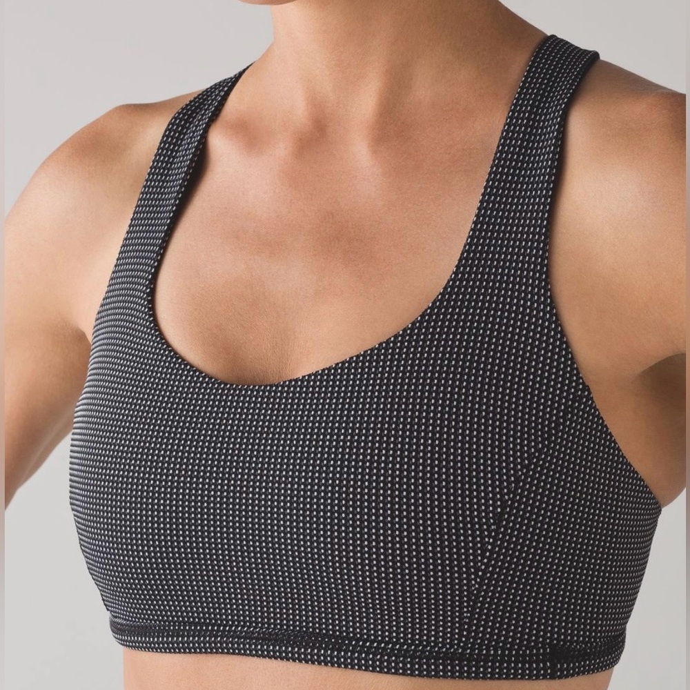 Lululemon Sports Bra size 4